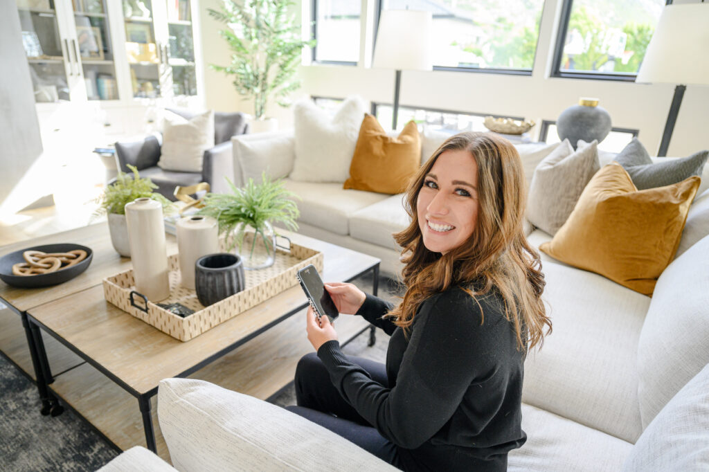 brand photoshoot ideas for realtors or real estate agents taken by a brand photographer