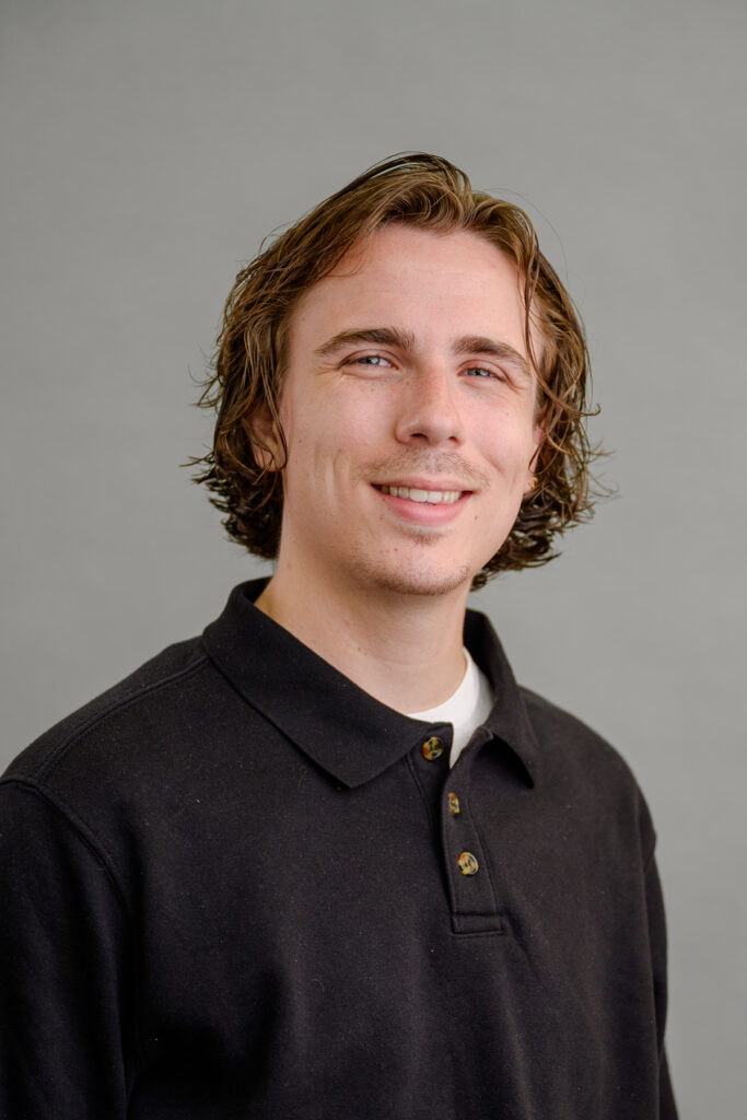 Natural headshot session for a professional in Lehi Utah