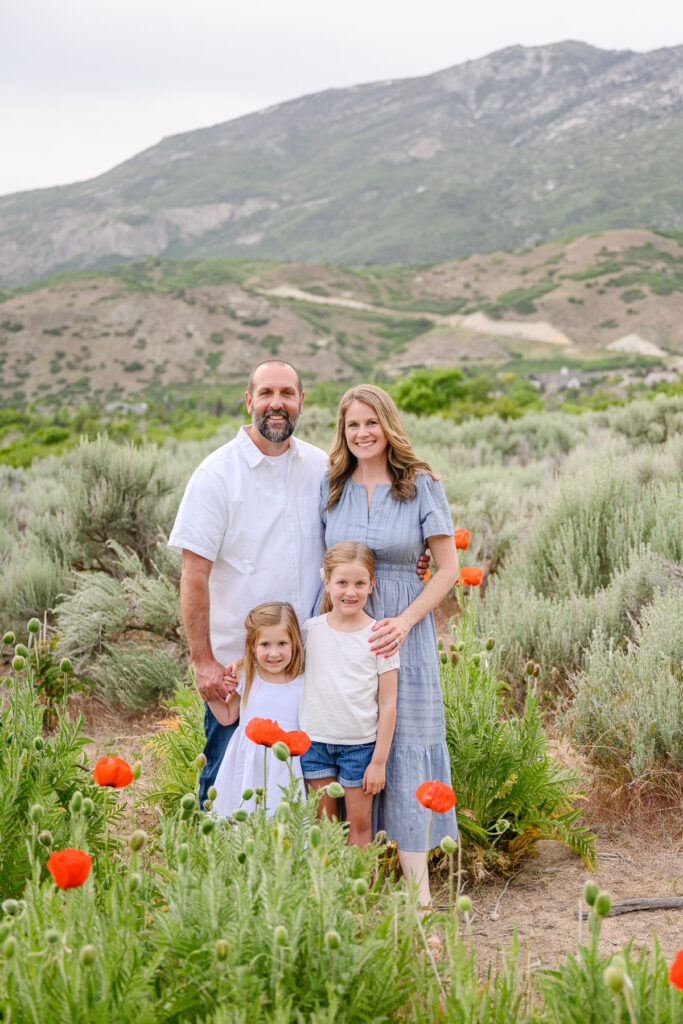 Summer family session earthy tones Utah photographer