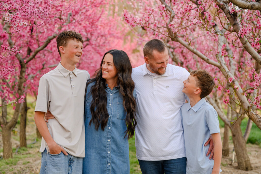 Spring family photos soft neutrals Utah County